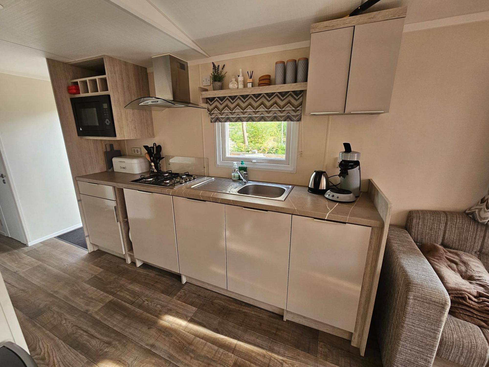 Luxe 4 Persoons Chalet Op 5 Sterren Camping Raalte Dış mekan fotoğraf