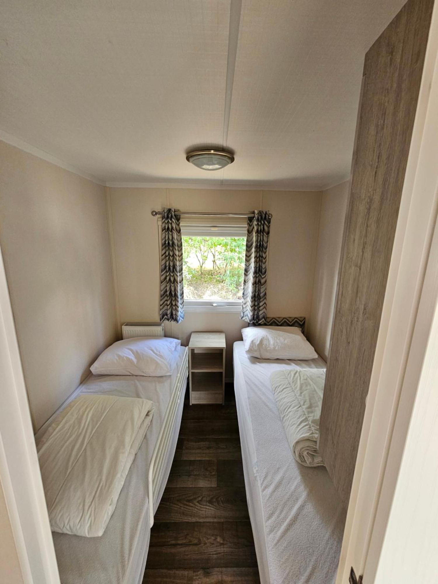 Luxe 4 Persoons Chalet Op 5 Sterren Camping Raalte Dış mekan fotoğraf