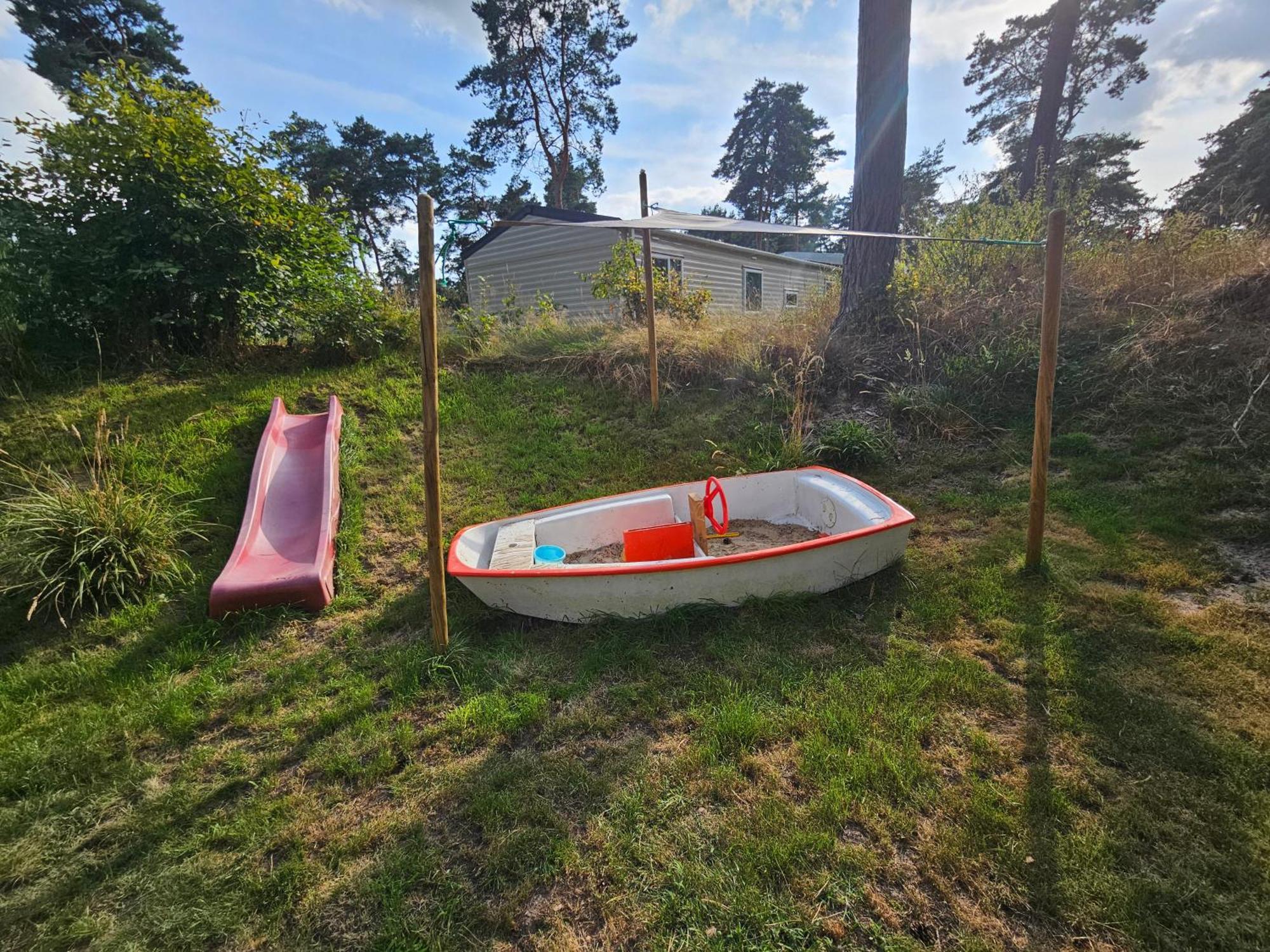Luxe 4 Persoons Chalet Op 5 Sterren Camping Raalte Dış mekan fotoğraf