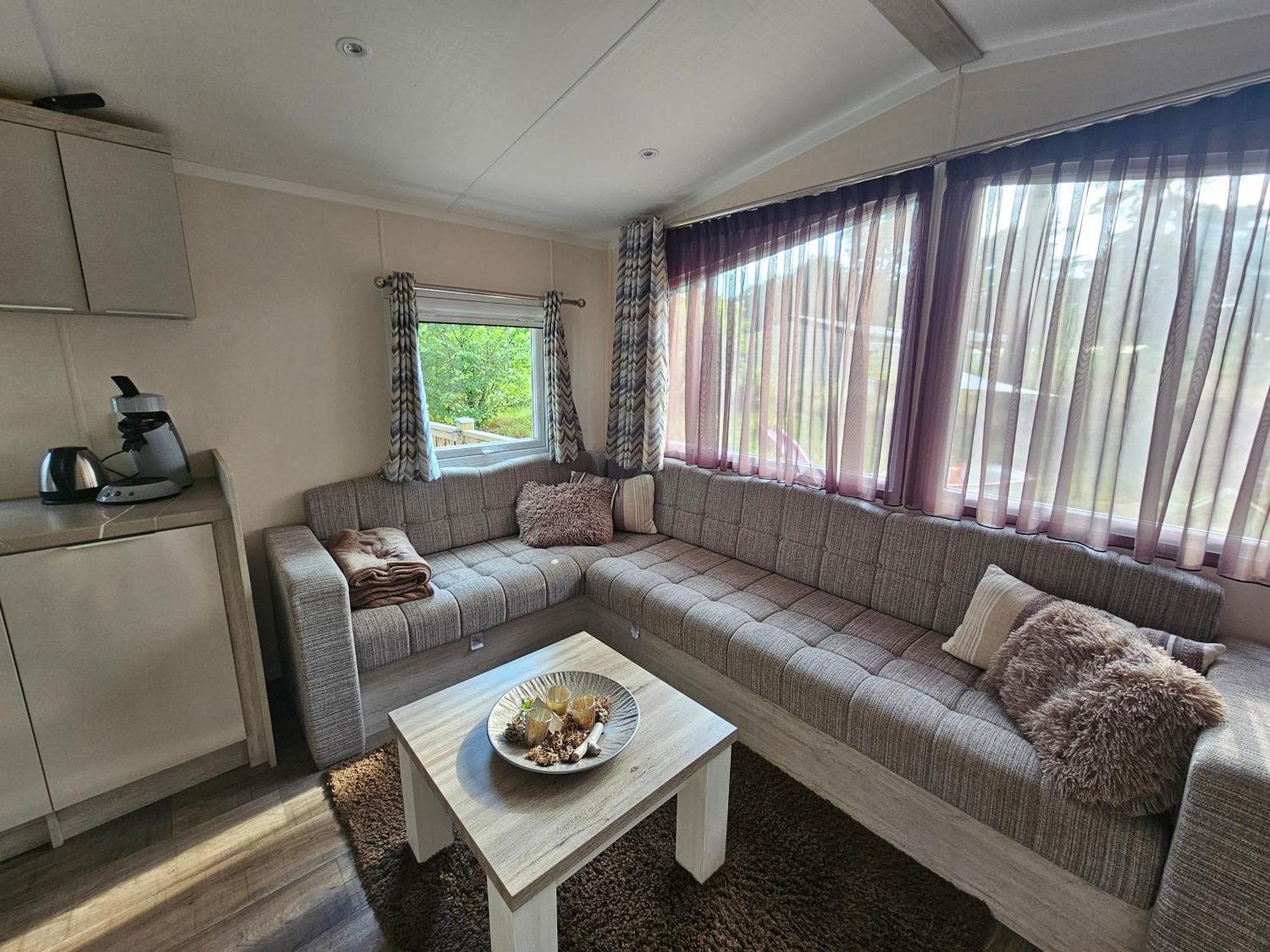 Luxe 4 Persoons Chalet Op 5 Sterren Camping Raalte Dış mekan fotoğraf